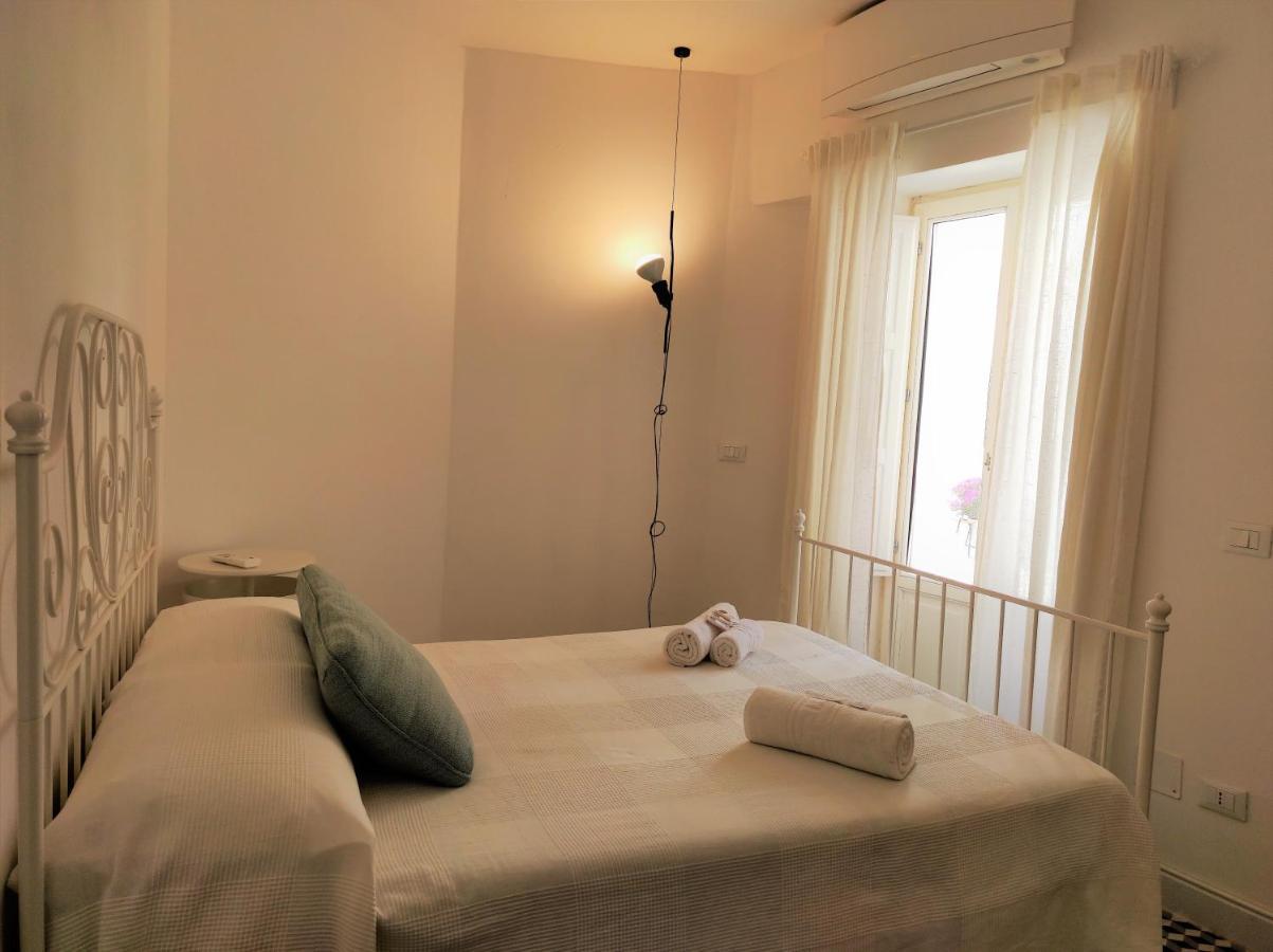 Suite Bagnara- Ortigia Holidays Syrakusa Exteriör bild